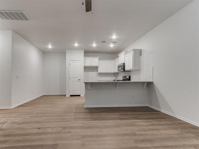 11604 Mackenzie Way, Piedmont, OK 73078