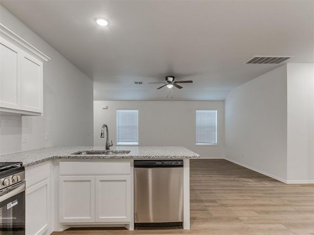 11604 Mackenzie Way, Piedmont, OK 73078