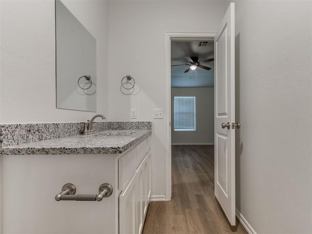 11604 Mackenzie Way, Piedmont, OK 73078