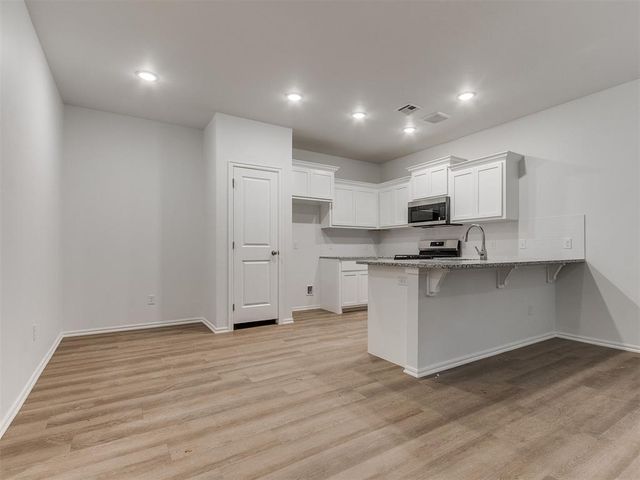 11604 Mackenzie Way, Piedmont, OK 73078