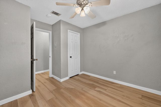 1601 White Oak Court, Denton, TX 76209