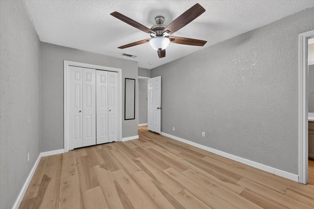 1601 White Oak Court, Denton, TX 76209