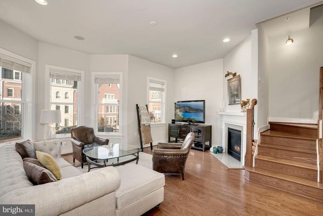 617 E CUSTIS AVE, Alexandria, VA 22301