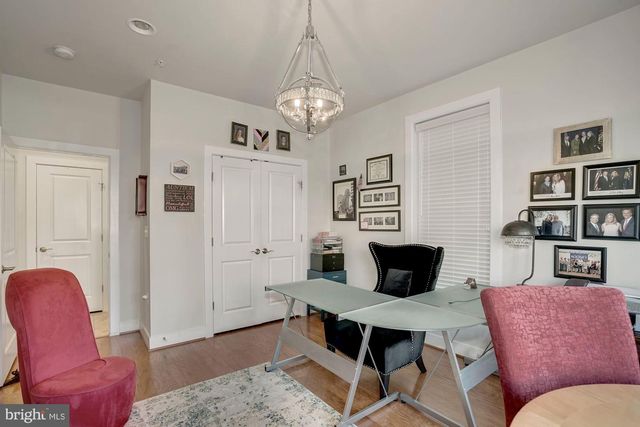 617 E CUSTIS AVE, Alexandria, VA 22301