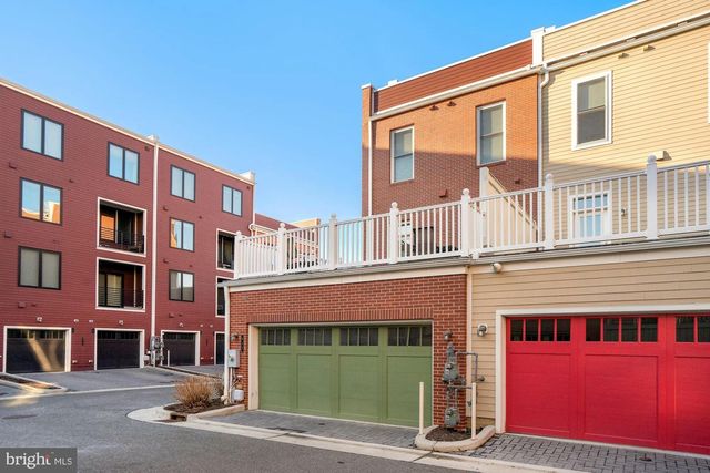 617 E CUSTIS AVE, Alexandria, VA 22301