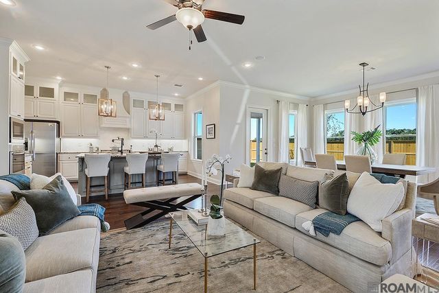 19646 Barnett Rd, Zachary, LA 70791