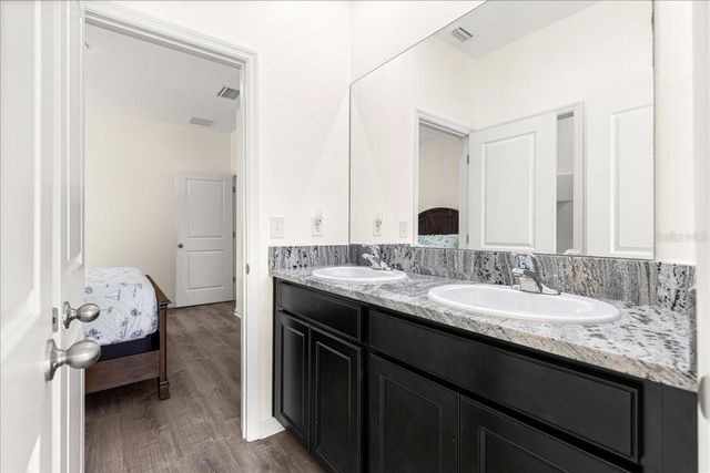 5851 SW 85TH PLACE, Ocala, FL 34476