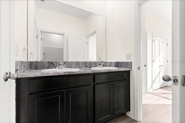 5851 SW 85TH PLACE, Ocala, FL 34476