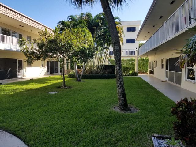638 Snug Harbor Drive E4, Boynton Beach, FL 33435
