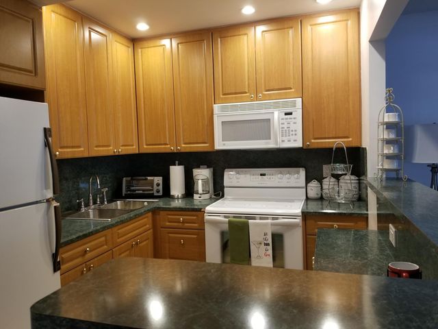 638 Snug Harbor Drive E4, Boynton Beach, FL 33435