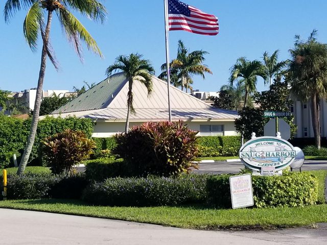 638 Snug Harbor Drive E4, Boynton Beach, FL 33435