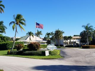 638 Snug Harbor Drive E4, Boynton Beach, FL 33435