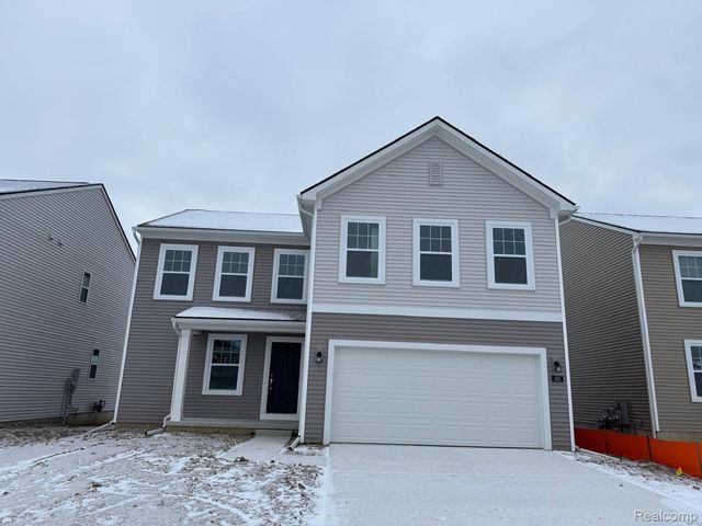 581 VILLAGE POINT Circle, Waterford Charter Township, MI 48328
