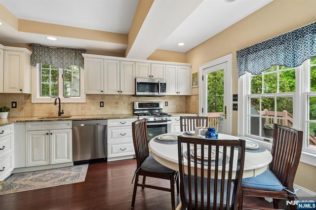 333 Bogert Avenue, Ridgewood, NJ 07450