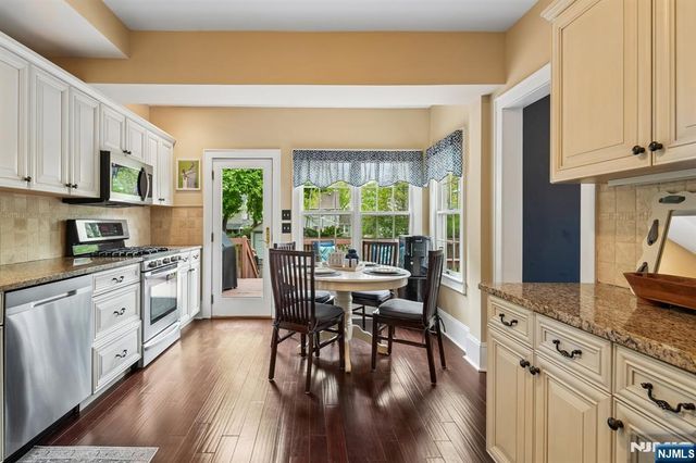 333 Bogert Avenue, Ridgewood, NJ 07450
