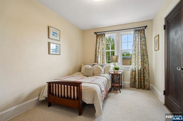 333 Bogert Avenue, Ridgewood, NJ 07450