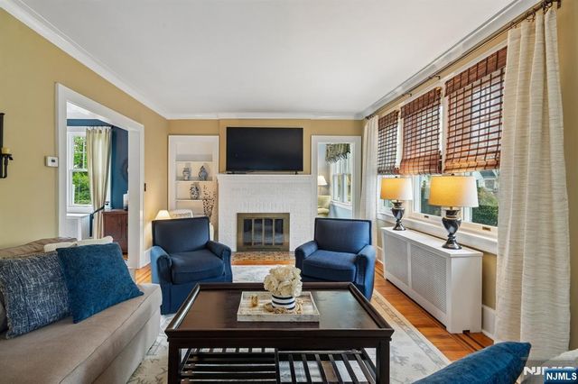 333 Bogert Avenue, Ridgewood, NJ 07450