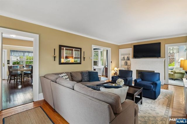 333 Bogert Avenue, Ridgewood, NJ 07450