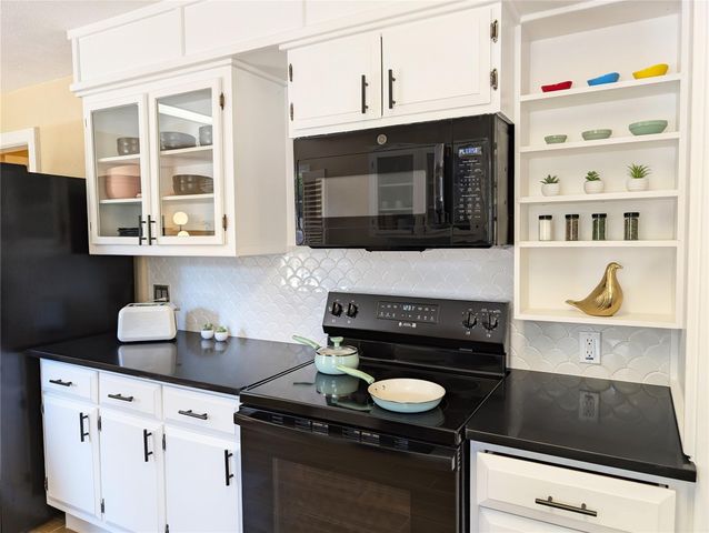 3215 Royal Oaks Drive, Spring, TX 77380