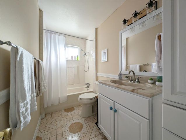 3215 Royal Oaks Drive, Spring, TX 77380