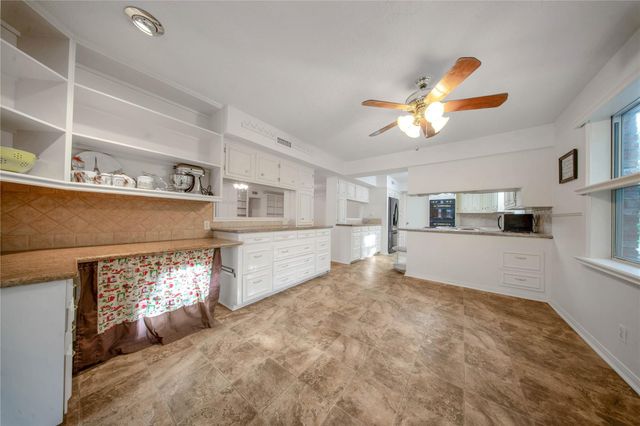8726 Dogwood Drive, Tomball, TX 77375