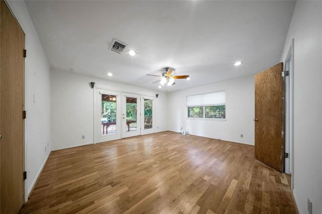 8726 Dogwood Drive, Tomball, TX 77375