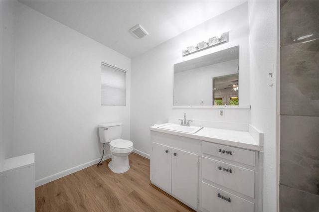8726 Dogwood Drive, Tomball, TX 77375