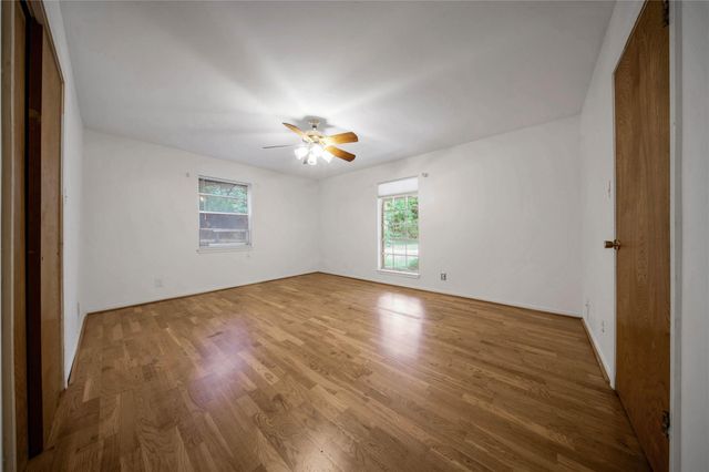 8726 Dogwood Drive, Tomball, TX 77375