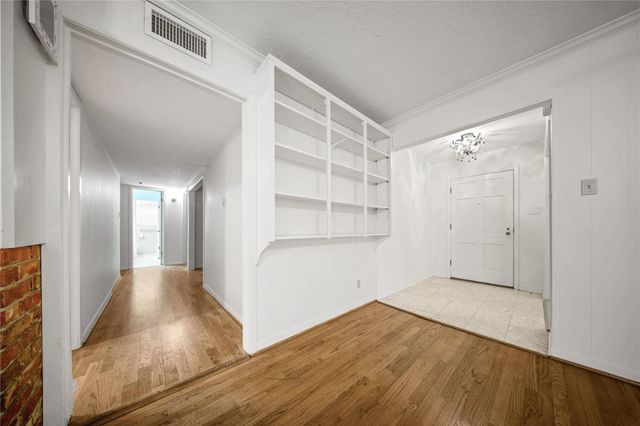 8726 Dogwood Drive, Tomball, TX 77375