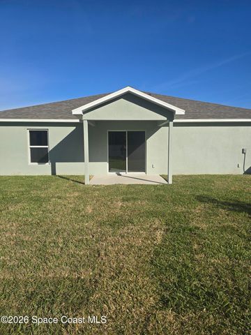 941 SW Richmond Circle SW, Palm Bay, FL 32908