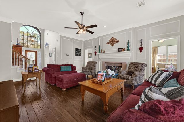 4110 Walnut Pond Drive, Pasadena, TX 77059