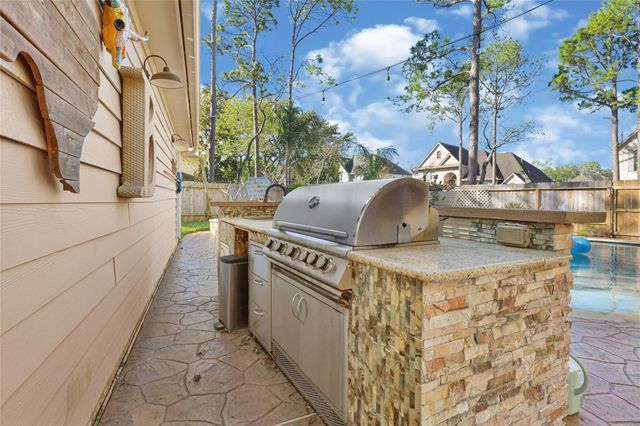 4110 Walnut Pond Drive, Pasadena, TX 77059