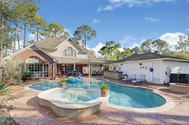 4110 Walnut Pond Drive, Pasadena, TX 77059