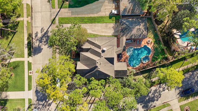 4110 Walnut Pond Drive, Pasadena, TX 77059