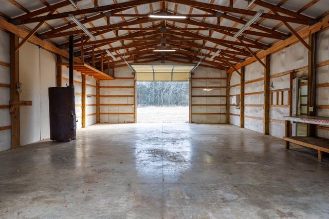 2239 Hunter Bills Rd, Lewisburg, TN 37091