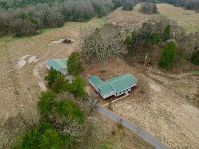 2239 Hunter Bills Rd, Lewisburg, TN 37091