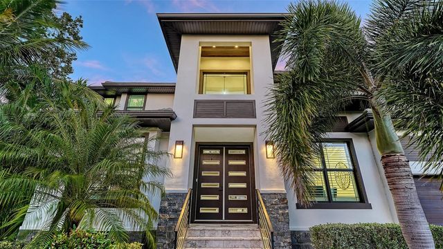 5326 SIESTA COVE DRIVE, Sarasota, FL 34242