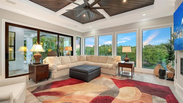 5326 SIESTA COVE DRIVE, Sarasota, FL 34242