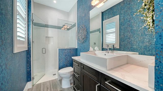 5326 SIESTA COVE DRIVE, Sarasota, FL 34242