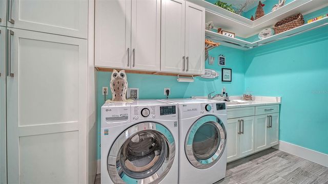 5326 SIESTA COVE DRIVE, Sarasota, FL 34242