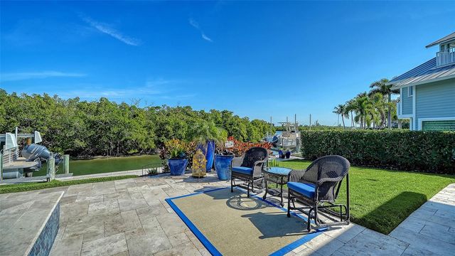 5326 SIESTA COVE DRIVE, Sarasota, FL 34242