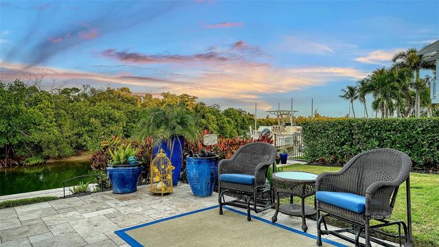 5326 SIESTA COVE DRIVE, Sarasota, FL 34242