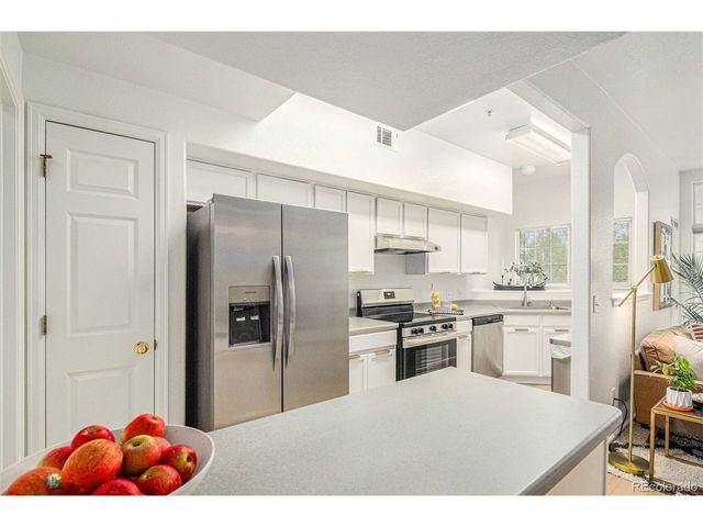 9448 E Florida Ave 2075, Denver, CO 80247
