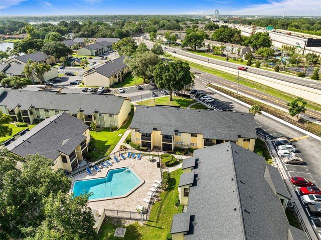 910 LAKE DESTINY ROAD B, Altamonte Springs, FL 32714