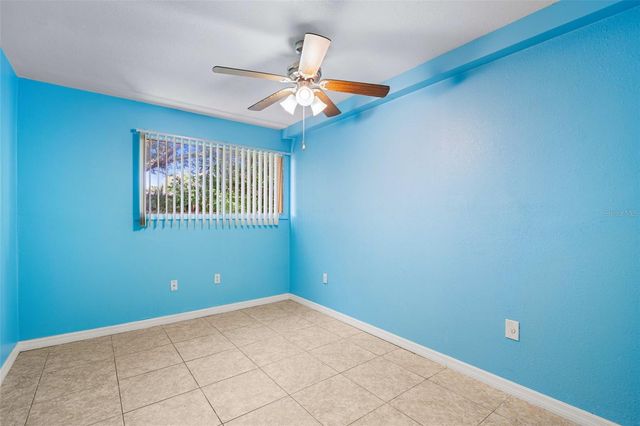 910 LAKE DESTINY ROAD B, Altamonte Springs, FL 32714
