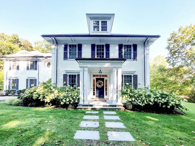 27 Oakwood Road, Newton, MA 02466