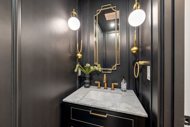 27 Oakwood Road, Newton, MA 02466