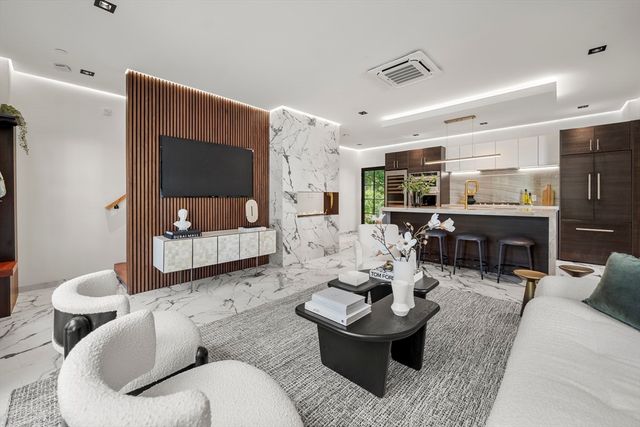 27 Oakwood Road, Newton, MA 02466