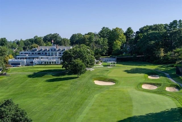 27 Oakwood Road, Newton, MA 02466