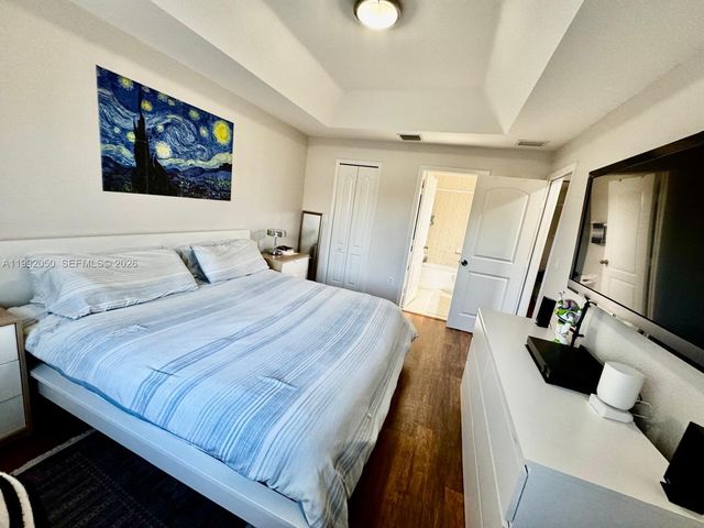 6980 NW 177th St L102, Hialeah, FL 33015